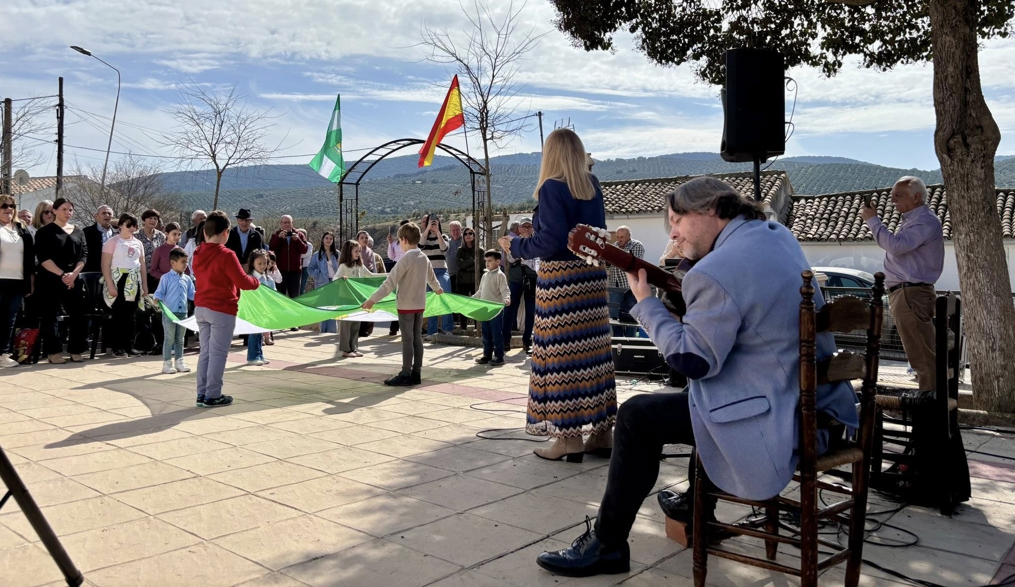 El Día de Andalucía motivo de celebración pero también de reivindicación
